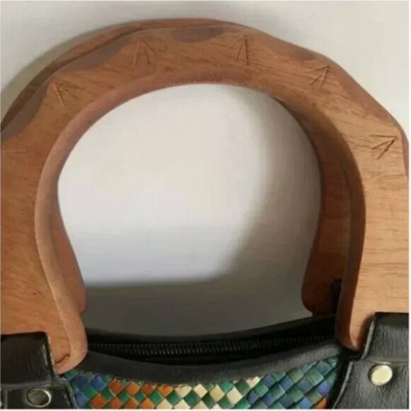 Multi-colored Woven Straw Purse with Wooden Handles - Picture 2 of 6